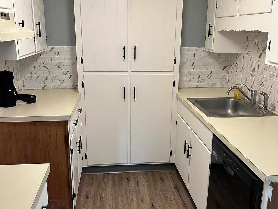 54 Main St Topsfield MA Zillow