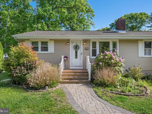 83 Pindale Dr, Pittsgrove, NJ 08318