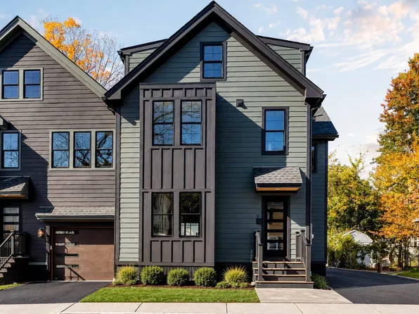 19 Curtis St #19, Medford, MA 02155