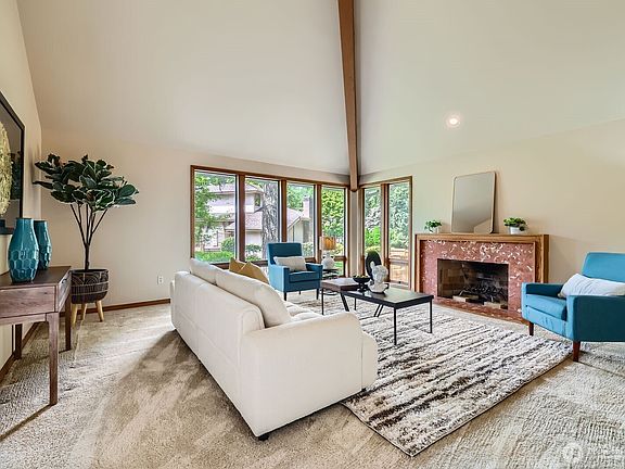 5th image of 4024 168th Avenue NE