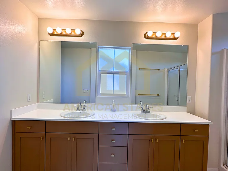 1208 Meridian Way — Photo 19
