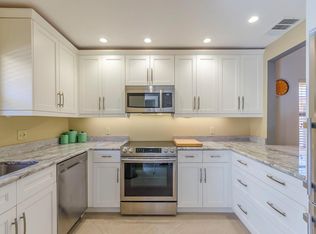 1100 9th St S #201, Naples, FL 34102