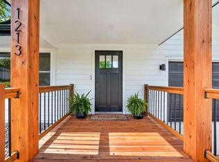 1213 W Clinton Ave, Indianola, IA 50125