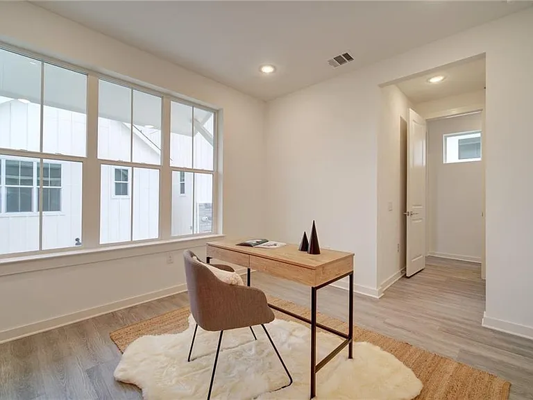 2624 Metcalfe Rd #14 — Photo 24