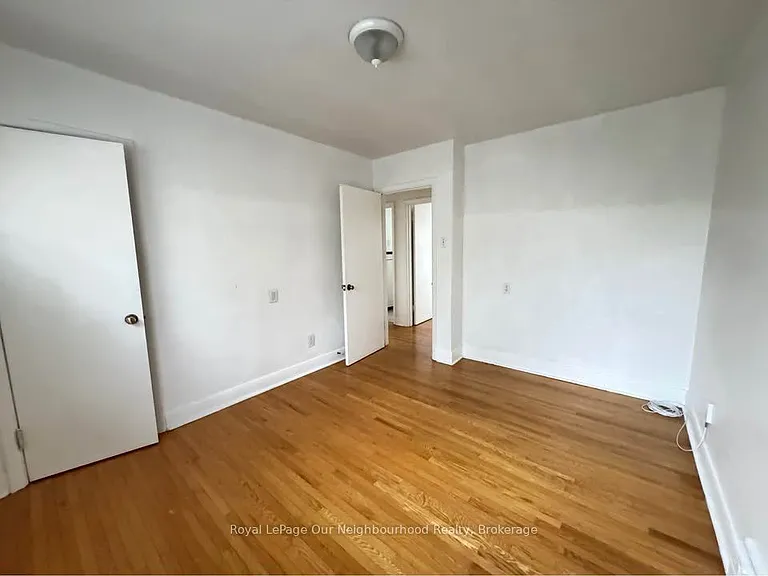 73 Eugenia St #MAIN — Photo 13