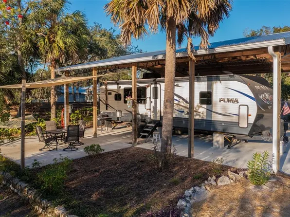 107 11th St NE #9-12, Steinhatchee, FL 32359