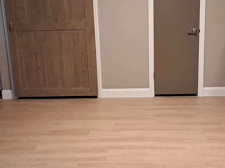 4643 Crow Creek Ct — Photo 13