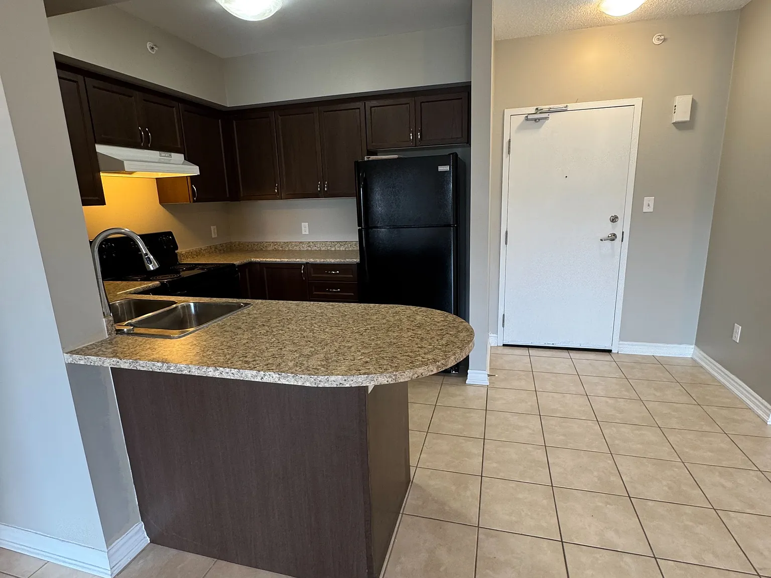 1 bed, $2,250 — Photo 3