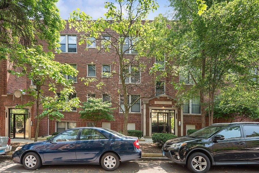 1st image of 1631 W Columbia Ave #3E