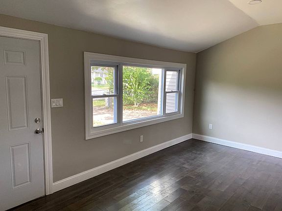 2nd image of 625 Taylor Ave