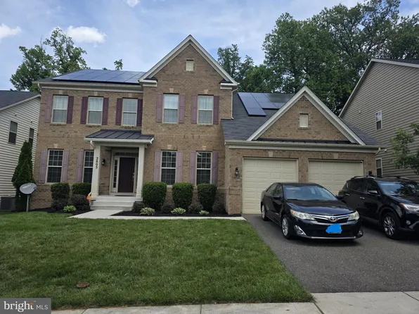 2805 Trotter Park Ln, Lanham, MD 20706