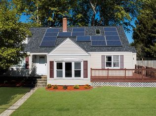 17 Dutton St, Worcester, MA 01610