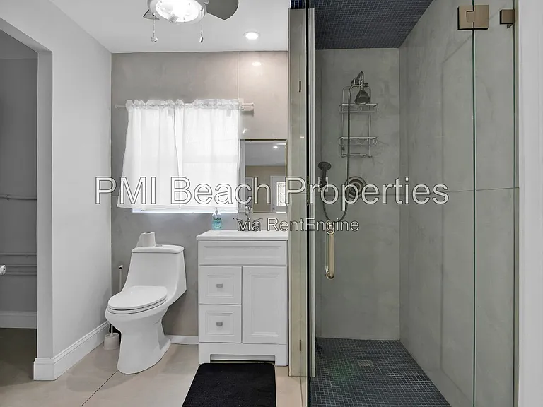 350 NE 29th St — Photo 21