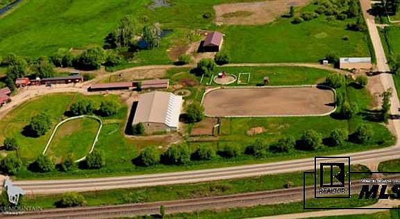 2nd image of 23760 Us Highway 40