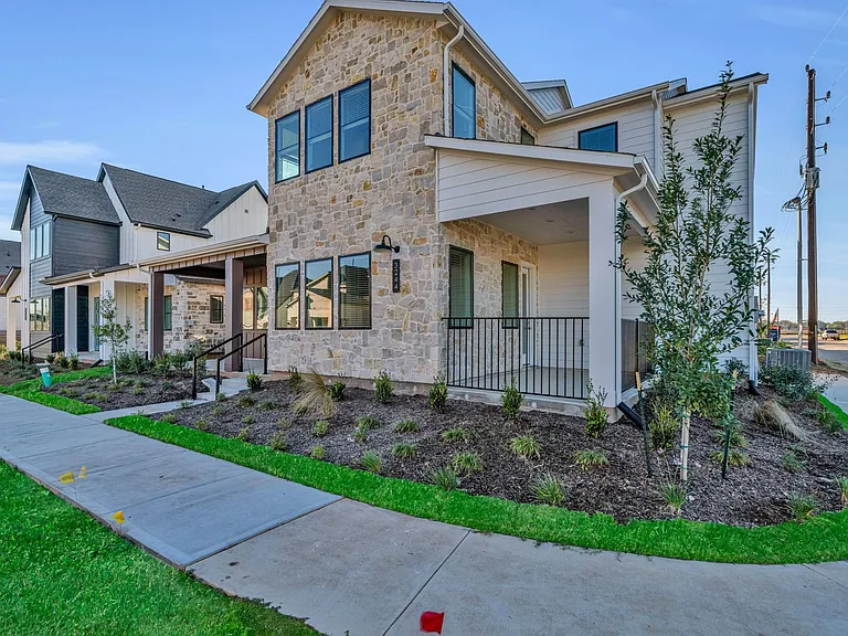 3244 Loam Ln — Photo 3