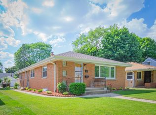 4721 N 77th Ct, Milwaukee, WI 53218