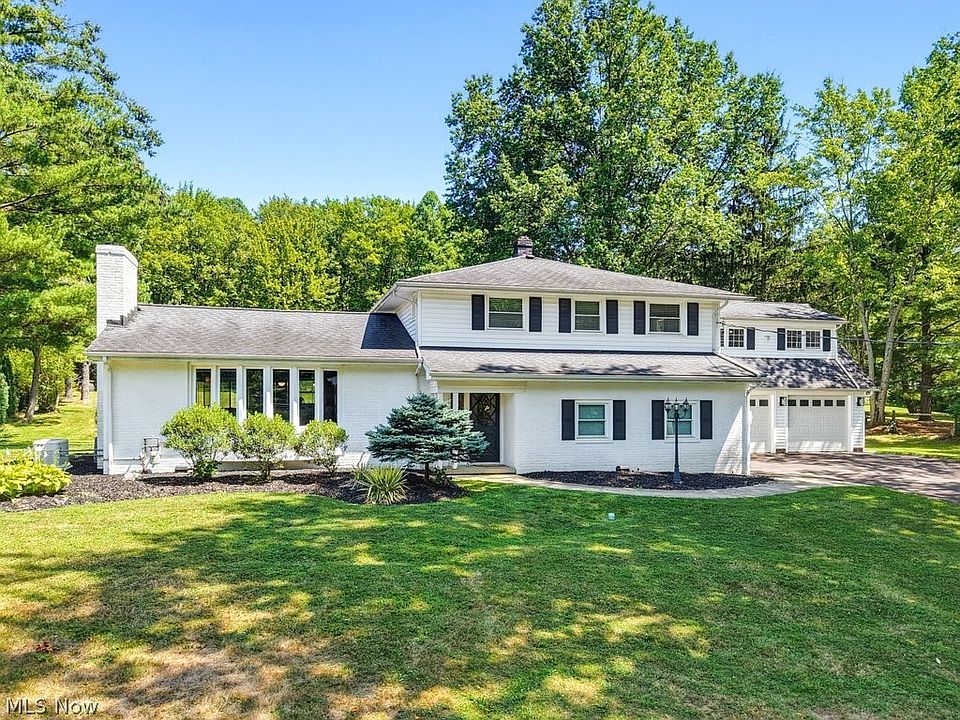 1st image of 13931 Fox Hollow Dr