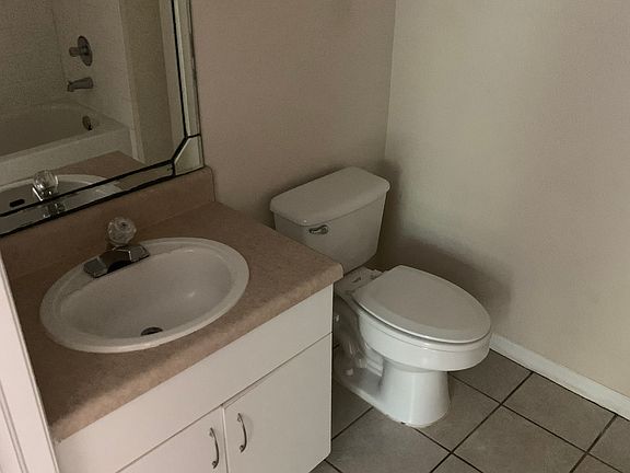 3rd image of 4122 Central Sarasota Pkwy APT 1912