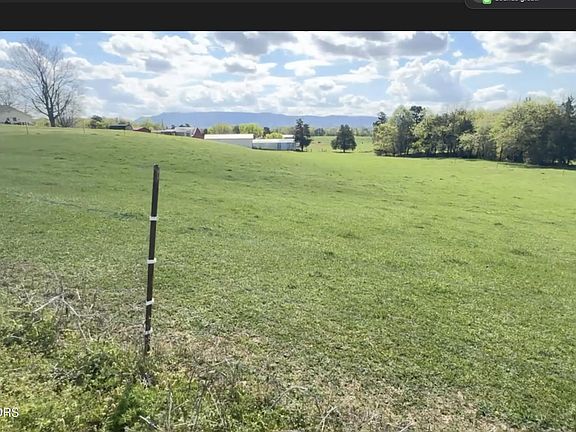 3rd image of Carr Rd