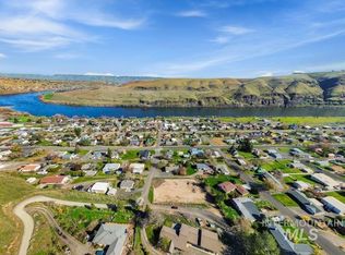 321 Pierce St, Asotin, WA 99402