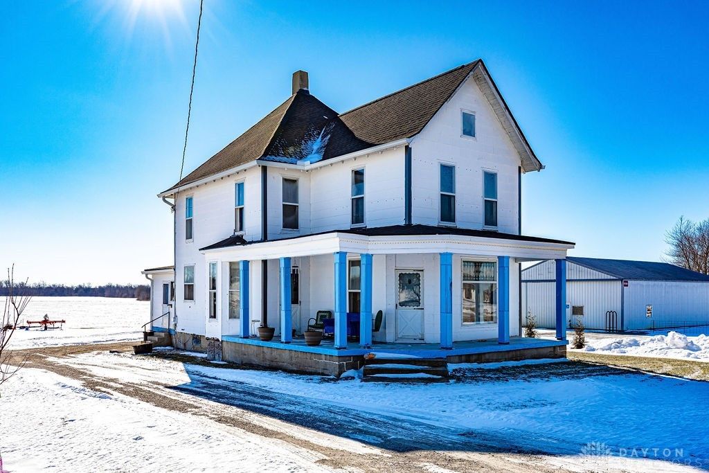 Real estate listing image