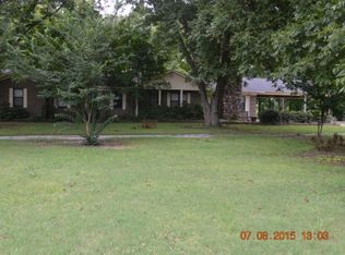 210 Bayou Rd, Greenville, MS 38701