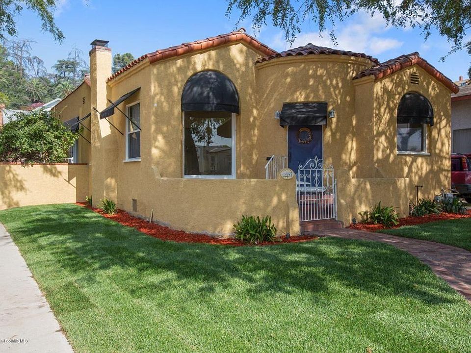 1st image of 1657 La Golondrina Ave