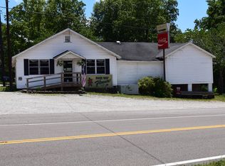 1005 W Main St, Henderson, TN 38340