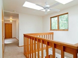 1327 Sussex Ln, Wheaton, IL 60189