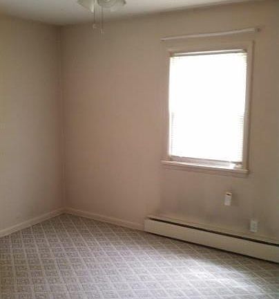 4th image of 314 E University Ave