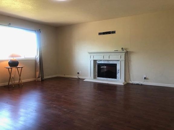 5th image of 10030 Lincoln Village Dr