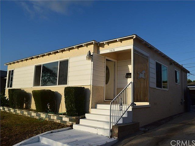 1st image of 11636 S Saint Andrews Pl