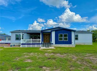 115 Horseshoe Dr, Mathis, TX 78368