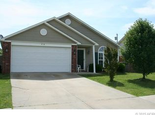 618 N Cummings Ave, Bartlesville, OK 74006