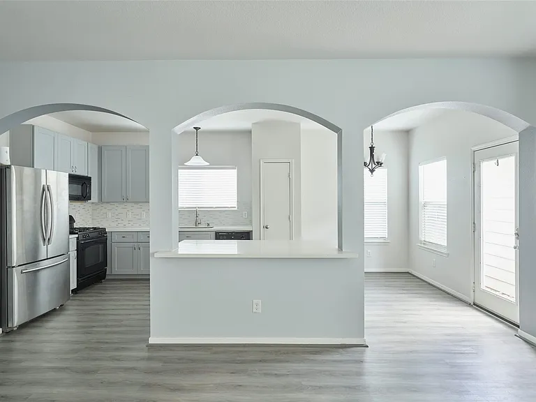 21718 Grassy Hill Ln — Photo 21