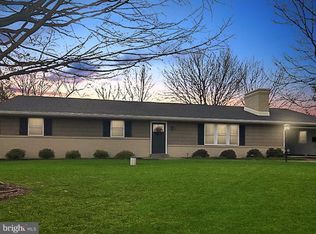 21 Ardmore Dr, Hummelstown, PA 17036