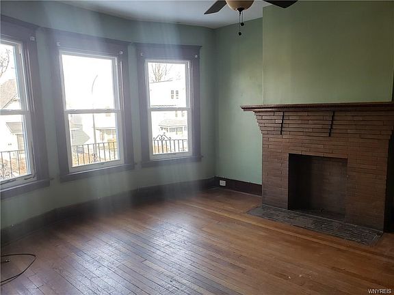 4th image of 983 Lafayette Ave