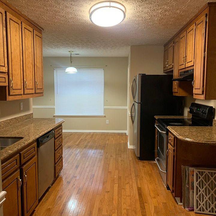 2nd image of 858 Spring Oak Ct #3
