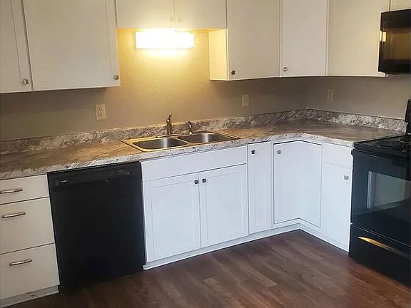 2nd image of 3601 S Larch Ave #3609