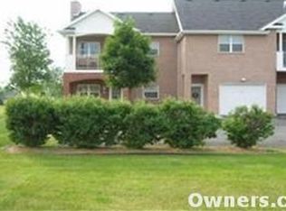 1807 Ridgeway Dr UNIT 31, De Pere, WI 54115