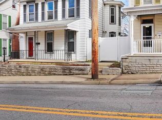 21 W 3rd St, Waynesboro, PA 17268