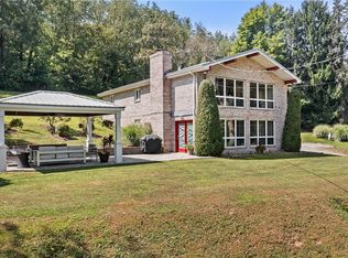 44 Deer Ln, McKeesport, PA 15133