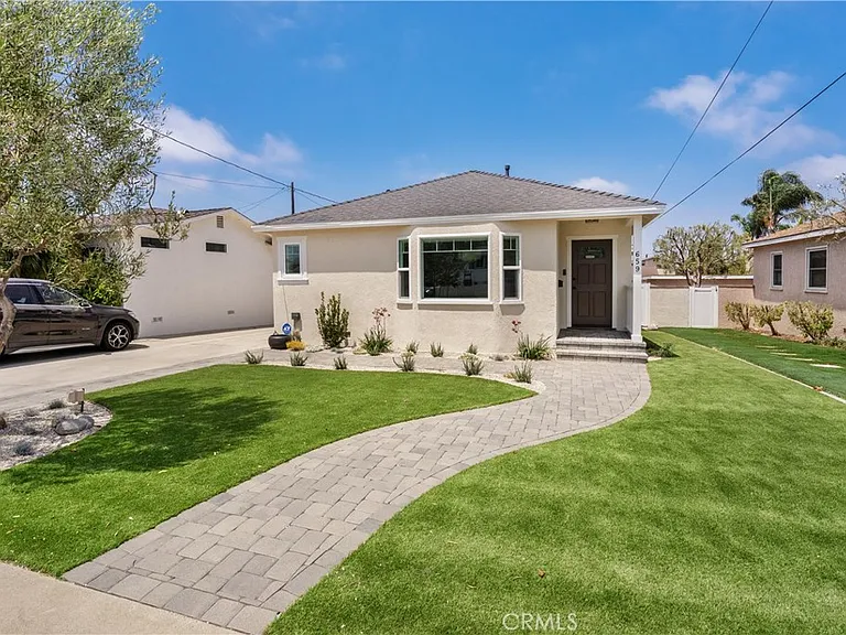 659 W Sycamore Ave — Photo 1