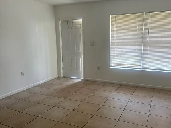 213 10th St NW, Moore Haven, FL 33471