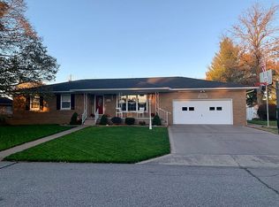 1607 Robin Ln, Mount Vernon, IN 47620