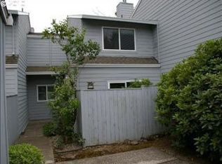 10640 SW Del Monte Dr, Tigard, OR 97224