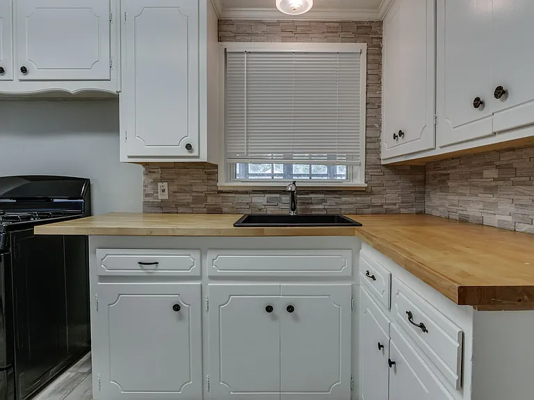 3628 Firethorn Dr — Photo 17