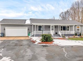 6658 Bowers Rd, Imlay City, MI 48444