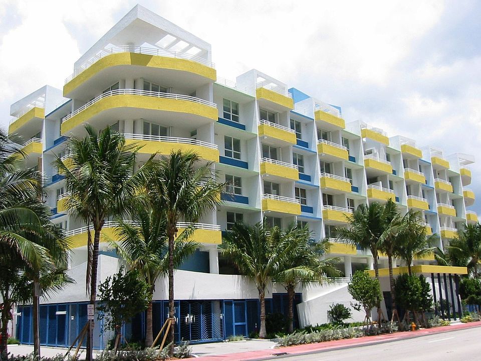Nautica Condominium