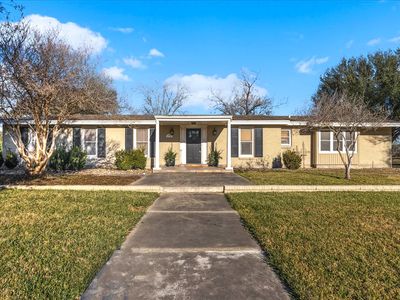 1300 Houston St, George West, TX, 78022